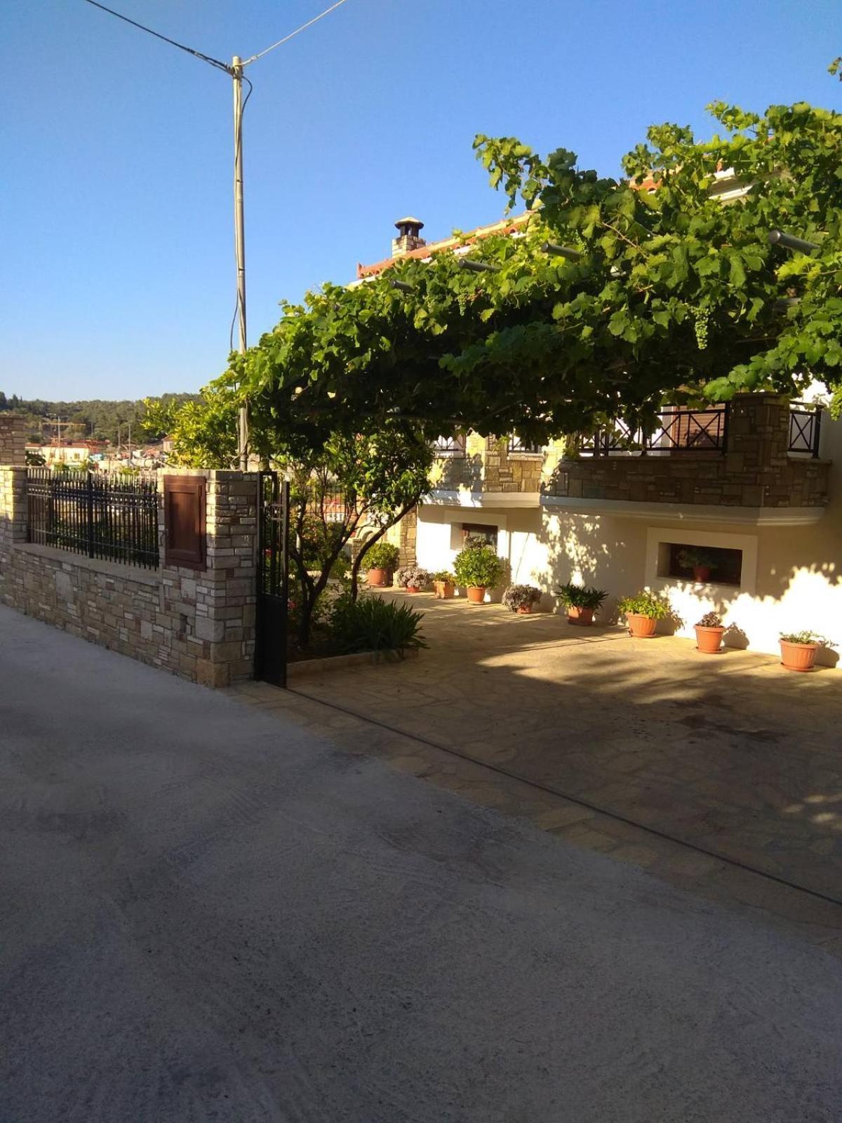 Villa Sunset Самос Екстериор снимка
